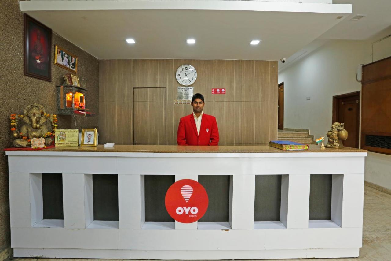 Oyo Ashoka International Near Gurudwara Shri Bangla Sahib Hotel New Delhi Exterior photo